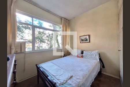 Quarto 1 de apartamento à venda com 2 quartos, 77m² em Laranjeiras, Rio de Janeiro
