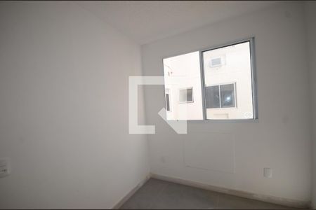 Quarto 1 de apartamento para alugar com 2 quartos, 41m² em Guaratiba, Rio de Janeiro