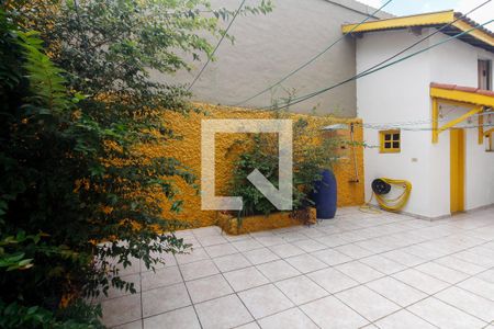 Quintal de casa à venda com 5 quartos, 208m² em Penha de França, São Paulo
