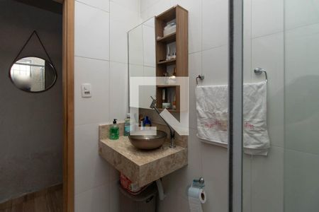 Banheiro de casa para alugar com 1 quarto, 50m² em Vila Guilherme, São Paulo