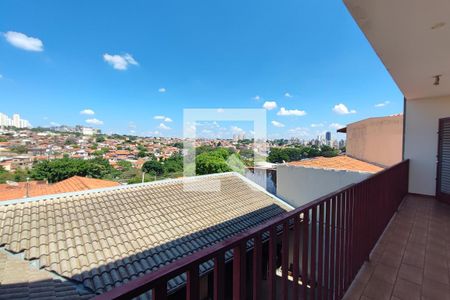 Varanda Suíte de casa à venda com 5 quartos, 396m² em Jardim São Fernando, Campinas