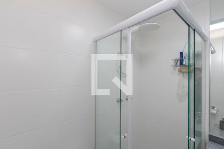 Banheiro de apartamento para alugar com 1 quarto, 25m² em Santo Amaro, São Paulo
