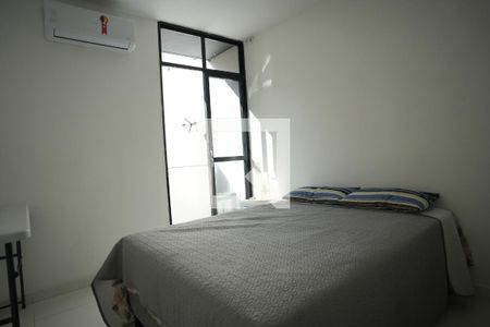 Quarto  de casa de condomínio para alugar com 3 quartos, 140m² em Piatã, Salvador