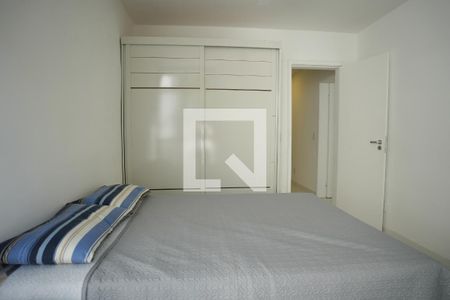 Quarto  de casa de condomínio para alugar com 3 quartos, 140m² em Piatã, Salvador