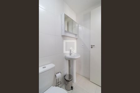 Banheiro de apartamento para alugar com 1 quarto, 39m² em Água Branca, São Paulo