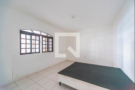 Quarto de casa para alugar com 1 quarto, 35m² em Jardim Stella, Santo André