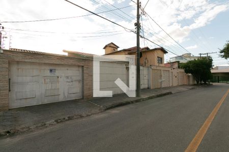 Fachada de casa à venda com 3 quartos, 282m² em Vila Paquetá, Belo Horizonte