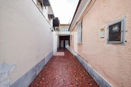 Garagem de casa à venda com 5 quartos, 200m² em Pilares, Rio de Janeiro