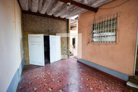 Garagem de casa à venda com 5 quartos, 200m² em Pilares, Rio de Janeiro
