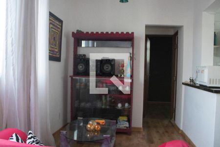 Sala de apartamento à venda com 2 quartos, 60m² em Santo Antônio, Belo Horizonte