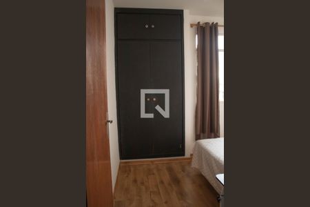 Quarto 1 de apartamento à venda com 2 quartos, 60m² em Santo Antônio, Belo Horizonte
