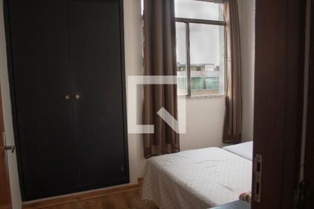 Quarto 1 de apartamento à venda com 2 quartos, 60m² em Santo Antônio, Belo Horizonte