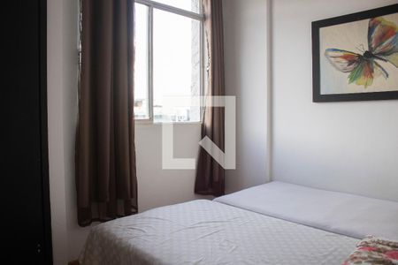 Quarto 1 de apartamento à venda com 2 quartos, 60m² em Santo Antônio, Belo Horizonte