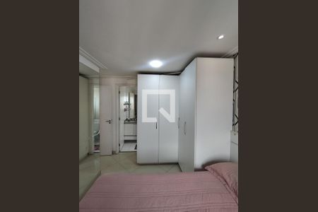 Suíte de apartamento para alugar com 2 quartos, 55m² em Jardim Celeste, São Paulo
