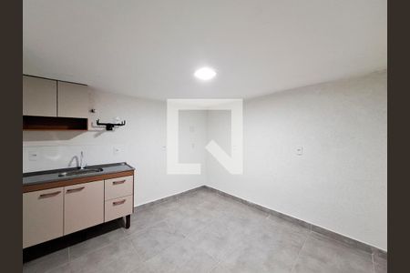 Sala/Cozinha de apartamento para alugar com 1 quarto, 25m² em Parada Inglesa, São Paulo