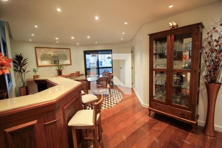 Sala de apartamento à venda com 6 quartos, 260m² em Tatuapé, São Paulo