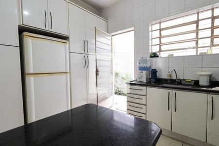 Cozinha de casa à venda com 3 quartos, 400m² em Planalto Paulista, São Paulo