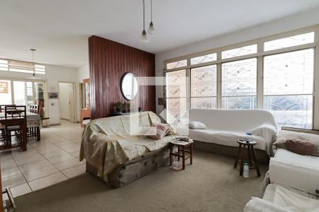 Sala de casa à venda com 3 quartos, 400m² em Planalto Paulista, São Paulo