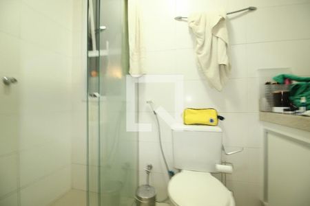 Banheiro  de apartamento à venda com 3 quartos, 102m² em Buritis, Belo Horizonte