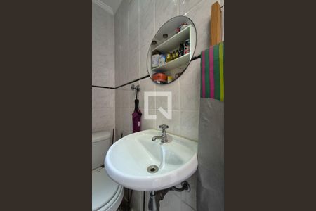 Banheiro de apartamento à venda com 3 quartos, 76m² em Vila Assunção, Santo André