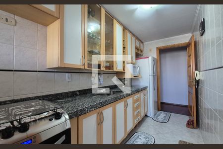 Cozinha de apartamento à venda com 3 quartos, 76m² em Vila Assunção, Santo André