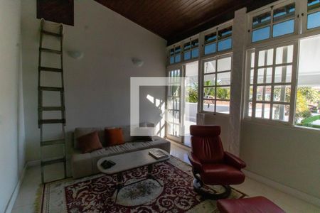 Sala 2 de casa à venda com 3 quartos, 240m² em Serra Grande, Niterói
