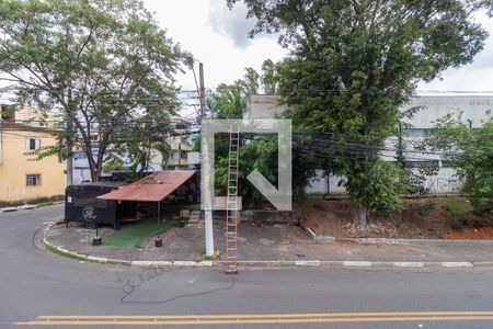 Vista de casa à venda com 3 quartos, 150m² em Cipava, Osasco