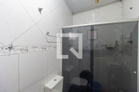 Banheiro de serviço de casa à venda com 3 quartos, 104m² em São José, Canoas