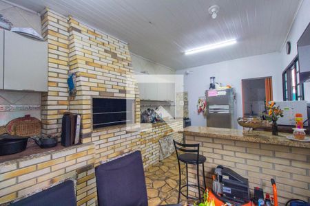 Cozinha e Área de Serviço de casa à venda com 3 quartos, 104m² em São José, Canoas