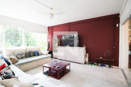 Sala de casa à venda com 6 quartos, 600m² em Planalto Paulista, São Paulo