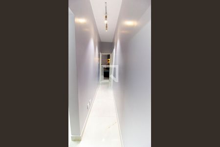 Corredor de apartamento à venda com 3 quartos, 110m² em São Domingos, Niterói