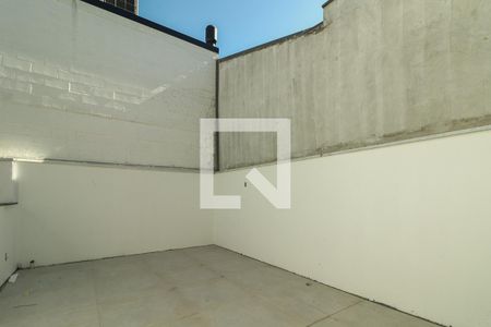 Área descoberta privativa de apartamento à venda com 2 quartos, 146m² em Chácara das Pedras, Porto Alegre