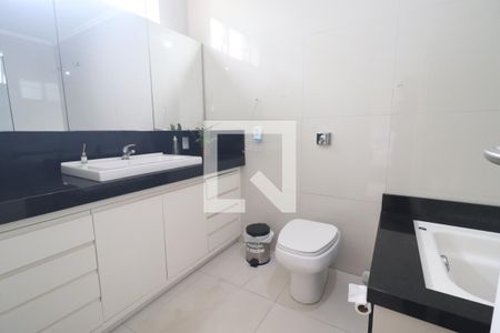 Banheiro 01 de casa à venda com 5 quartos, 375m² em Boa Vista, Novo Hamburgo