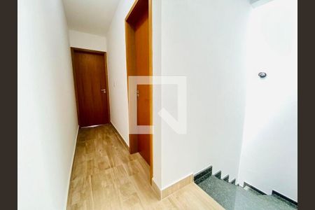 Casa à venda com 3 quartos, 140m² em Vila Salete, São Paulo