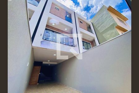 Casa à venda com 3 quartos, 140m² em Vila Salete, São Paulo