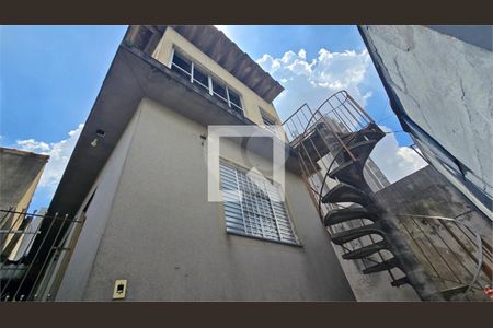 Casa à venda com 4 quartos, 300m² em Parque Sao Domingos, São Paulo