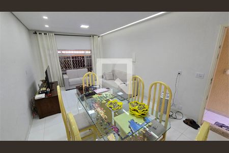 Casa à venda com 4 quartos, 300m² em Parque Sao Domingos, São Paulo