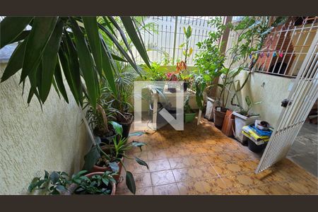 Casa à venda com 4 quartos, 300m² em Parque Sao Domingos, São Paulo