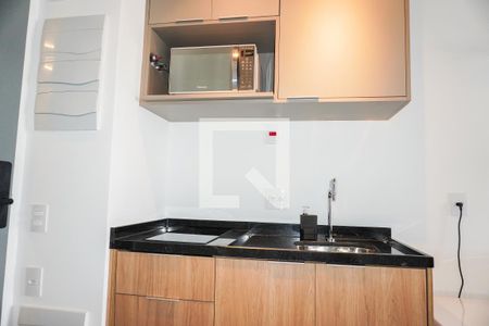 Cozinha de kitnet/studio à venda com 1 quarto, 28m² em Cerqueira César, São Paulo