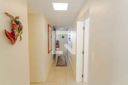 Corredor de apartamento à venda com 4 quartos, 198m² em Sion, Belo Horizonte
