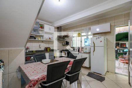 Cozinha de casa para alugar com 2 quartos, 125m² em Vila Iasi, Taboão da Serra