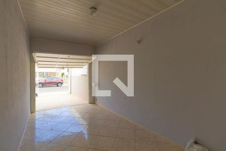 Garagem de casa à venda com 3 quartos, 130m² em Fátima, Canoas