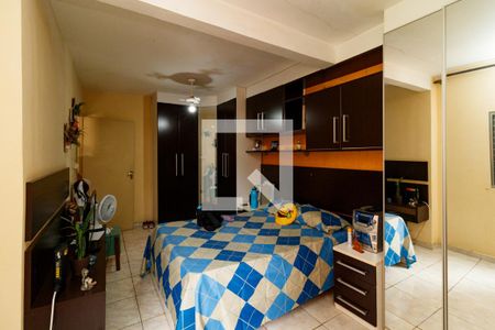 Suíte de casa à venda com 2 quartos, 96m² em Vila Nivi, São Paulo