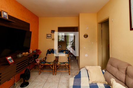 Sala de casa à venda com 2 quartos, 96m² em Vila Nivi, São Paulo