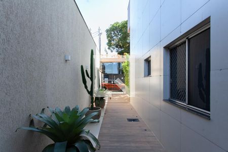 Entrada de apartamento à venda com 3 quartos, 78m² em Candelária, Belo Horizonte