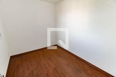 Quarto 1 de apartamento para alugar com 2 quartos, 52m² em Jardim Monte Alegre, Taboão da Serra