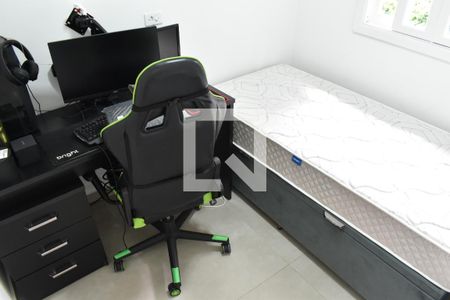 Quarto 2 de casa de condomínio para alugar com 2 quartos, 45m² em Barreirinha, Curitiba