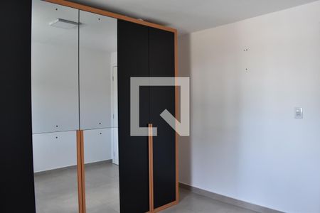 Quarto 1 de casa de condomínio para alugar com 2 quartos, 45m² em Barreirinha, Curitiba