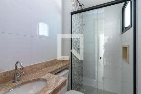 Banheiro de apartamento à venda com 3 quartos, 66m² em Vila Nivi, São Paulo