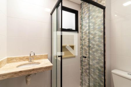 Banheiro de apartamento à venda com 2 quartos, 37m² em Vila Nivi, São Paulo